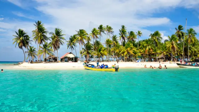 Nature and Culture Tour <br><b>from Panama to Costa Rica</b>