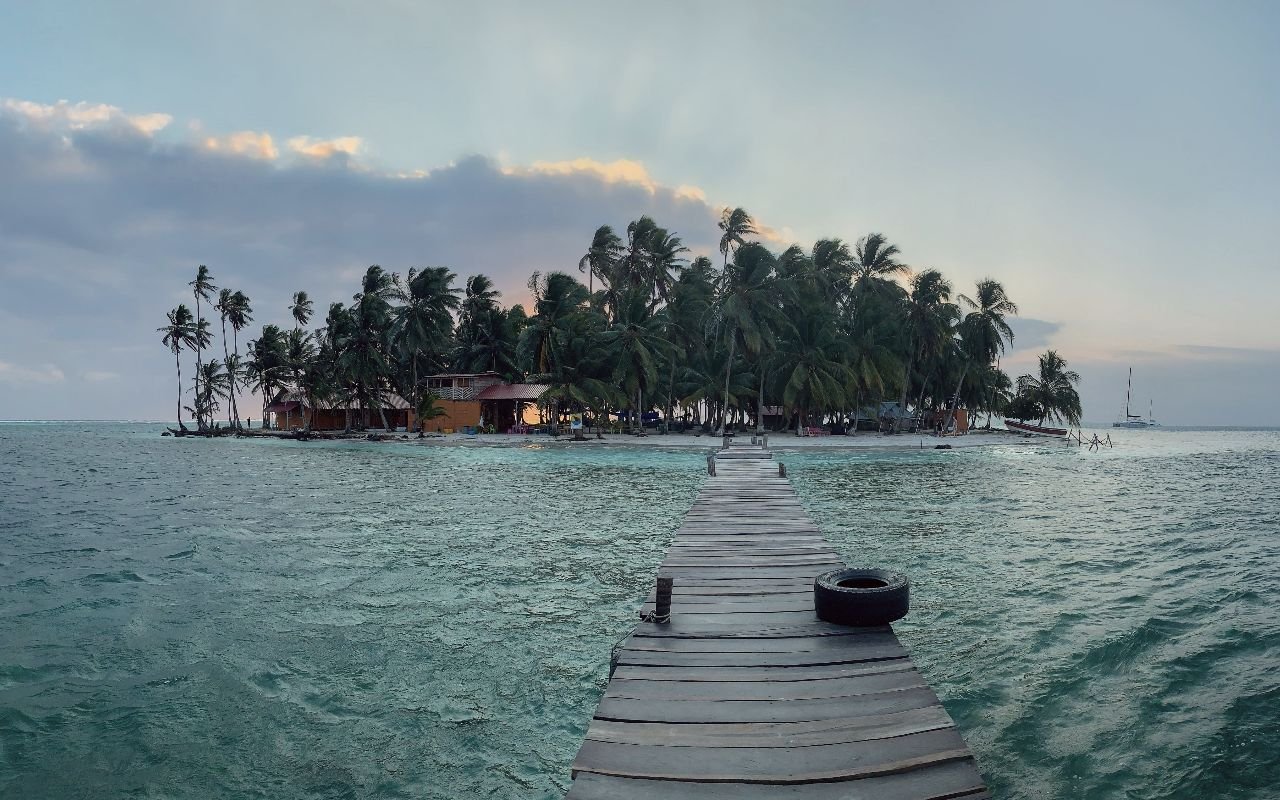 Vue typique d'une des îles de l'archipel de Bocas del Toro 
