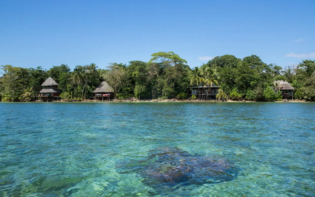 al natural bungalow
